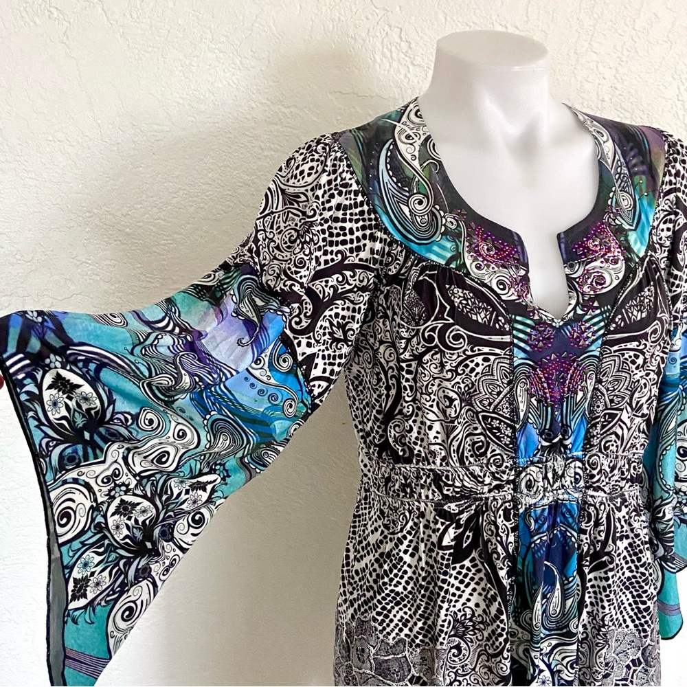 One‎ World Tunic